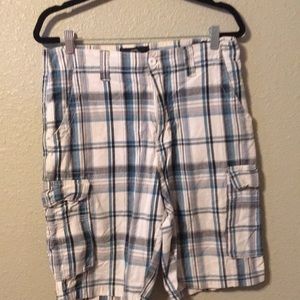 Beverly Hills Mens cargo  shorts Size W30